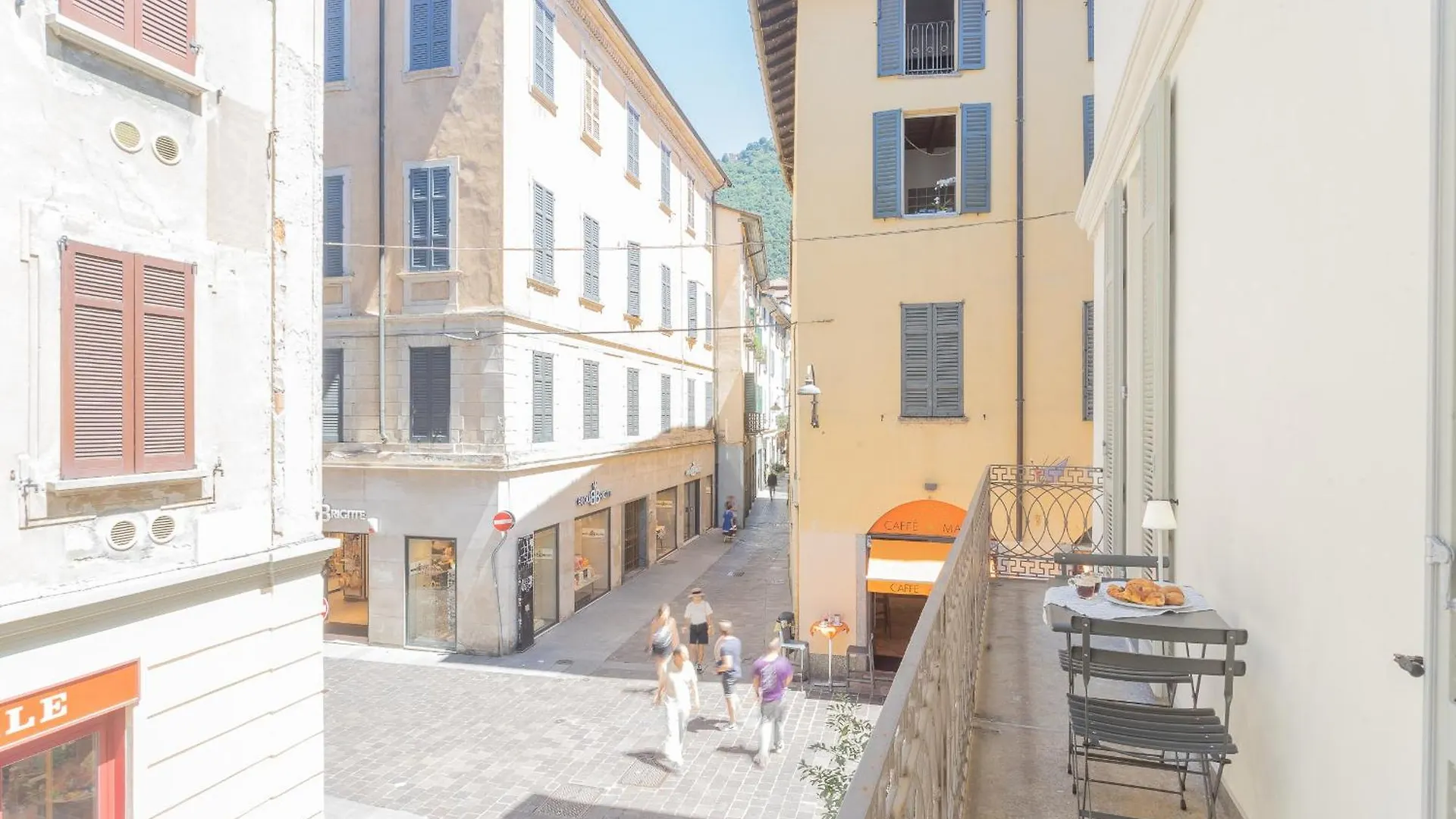 Independence Apartment With Balcony By Rent All Όπως 0*,  Ιταλία
